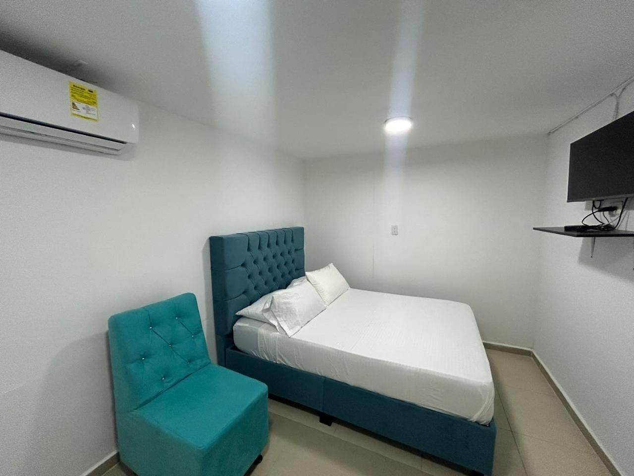Av Pie De La Popa Hotel *