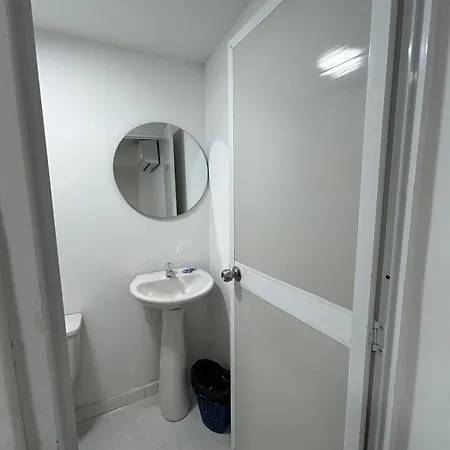 Hotel Av Pie De La Popa *