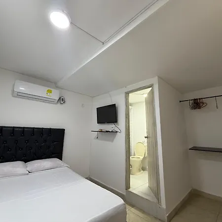 Av Pie De La Popa Hotel