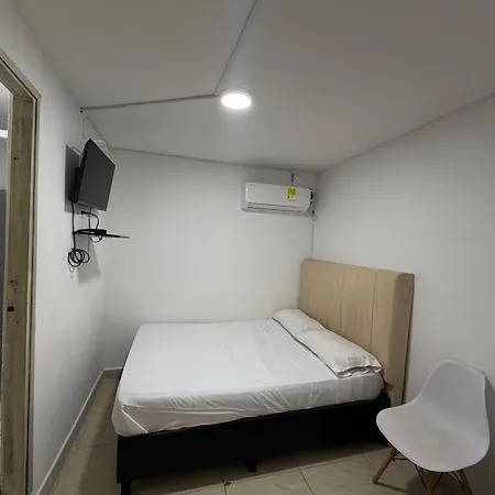 Av Pie De La Popa Hotel *
